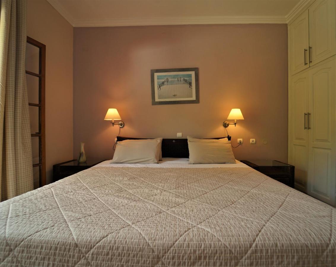 Bella Vista Hotel Studios & Apartments Parga Exterior photo