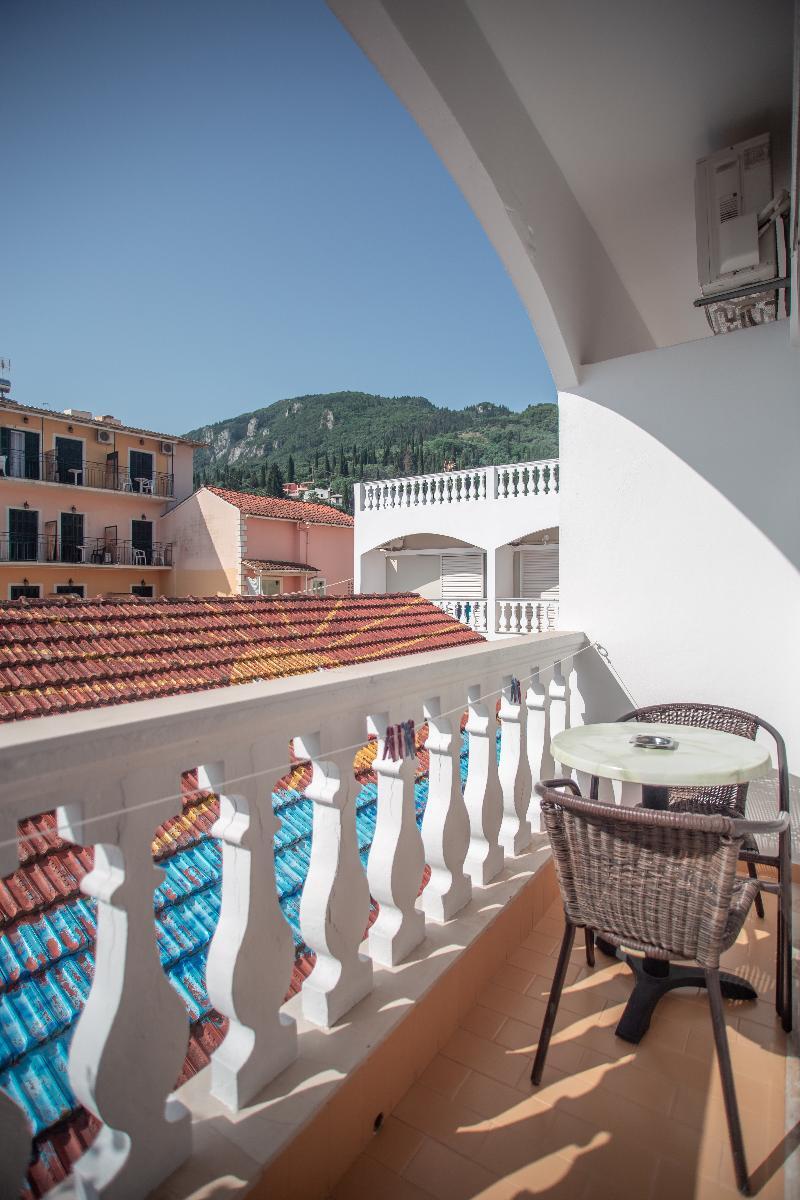 Bella Vista Hotel Studios & Apartments Parga Exterior photo